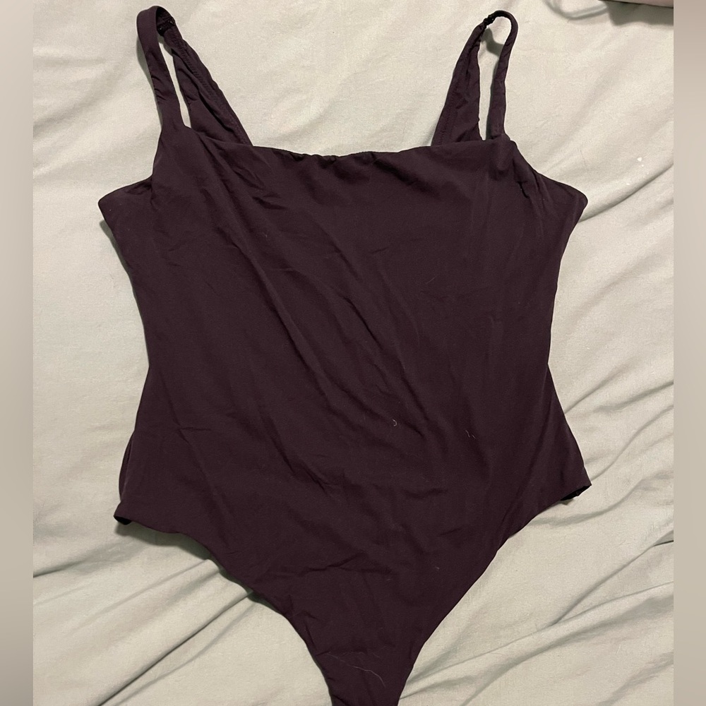 Skims body suit black